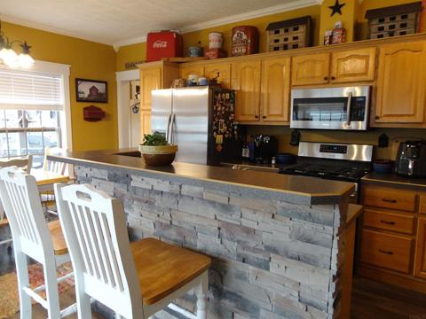 102 W Vine St, Mitchell, IN 47446 photo 3