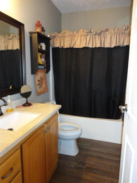 102 W Vine St, Mitchell, IN 47446 photo 19