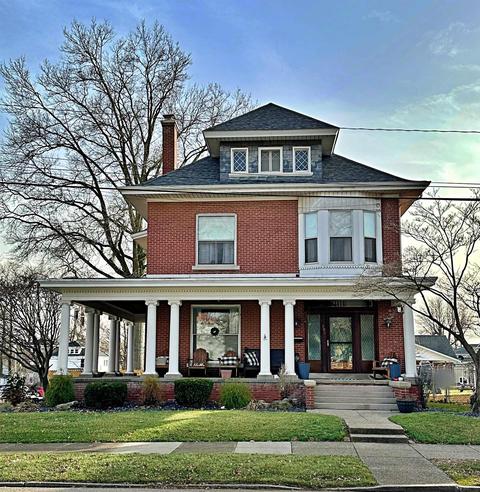707 E Walnut St, Washington, IN 47501 photo 1