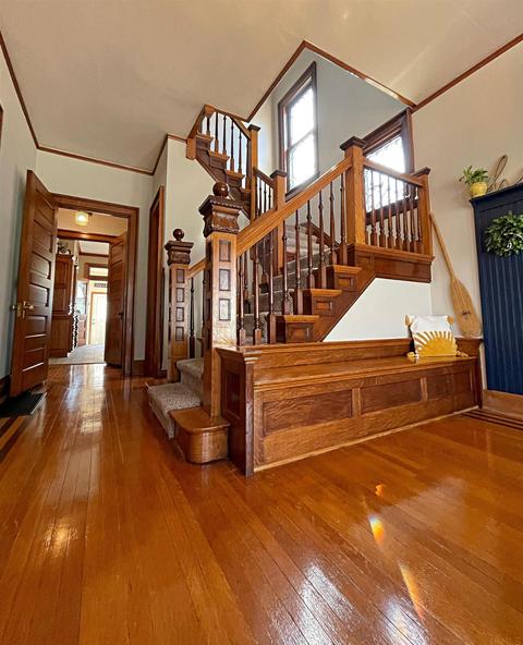 707 E Walnut St, Washington, IN 47501 photo 5