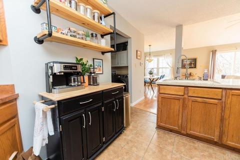 400 E Laurelwood Dr, Bloomington, IN 47401 photo 7