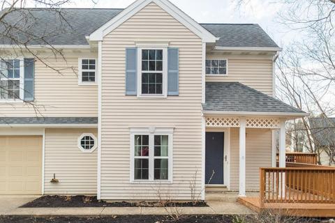400 E Laurelwood Dr, Bloomington, IN 47401 photo 2