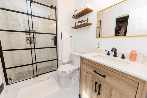 400 E Laurelwood Dr, Bloomington, IN 47401 photo 17