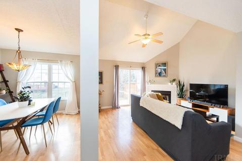 400 E Laurelwood Dr, Bloomington, IN 47401 photo 11