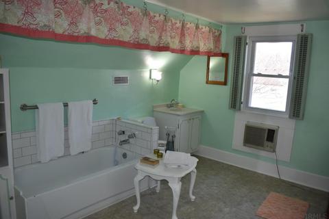 824 E Monroe St, Delphi, IN 46923 photo 33