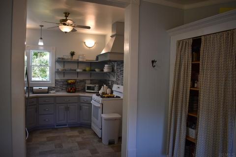 824 E Monroe St, Delphi, IN 46923 photo 14