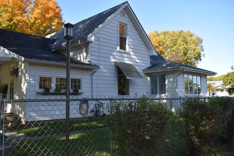 824 E Monroe St, Delphi, IN 46923 photo 3
