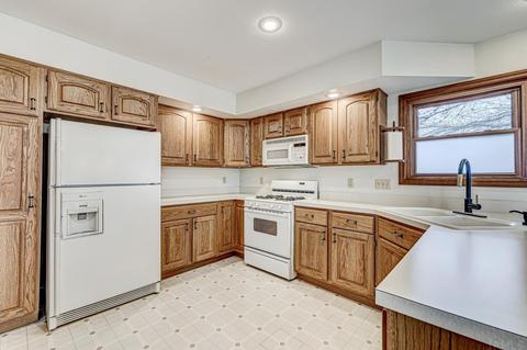 52141 Evard Dr, Granger, IN 46530 photo 11