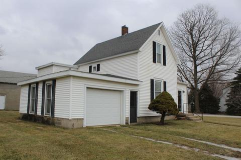 408 E Main St, Chalmers, IN 47929 photo 2