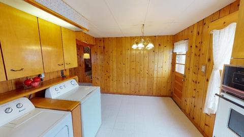 408 E Main St, Chalmers, IN 47929 photo 13