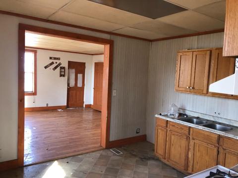 131 E 8th St, Peru, IN 46970 photo 6