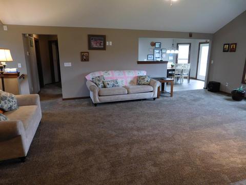 6630 E Iris Dr, Syracuse, IN 46567 photo 8