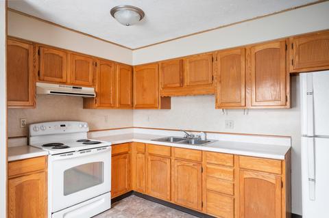 1102 E 24th St, Muncie, IN 47302 photo 9