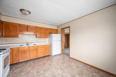 1102 E 24th St, Muncie, IN 47302 photo 10
