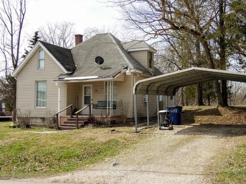 33 M St, Bedford, IN 47421 photo 1