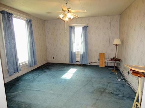 33 M St, Bedford, IN 47421 photo 3