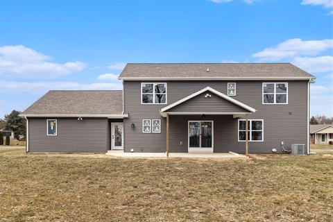 12326 Campfire Dr, Granger, IN 46530 photo 2
