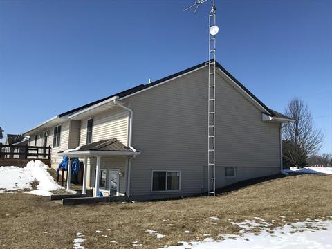 1110 E 400 N, Howe, IN 46746 photo 4