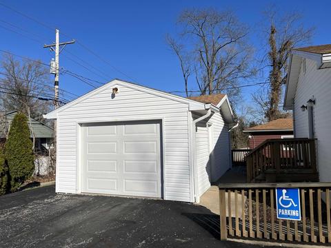 2301 E 3rd St, Bloomington, IN 47401 photo 2