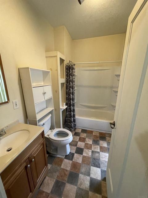595 N Washington St, Waterloo, IN 46793 photo 20