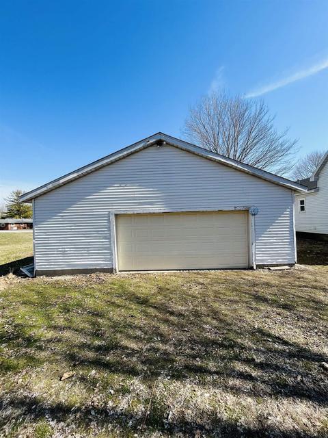 108 S 3rd St, Springport, IN 47386 photo 8