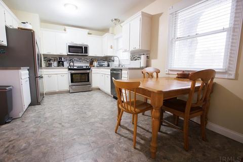 4227 E Penn Ct, Bloomington, IN 47408 photo 6