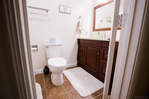 4227 E Penn Ct, Bloomington, IN 47408 photo 10