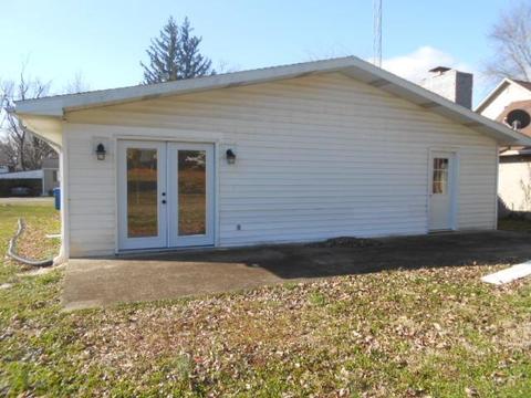304 E Walnut St, Odon, IN 47562 photo 19