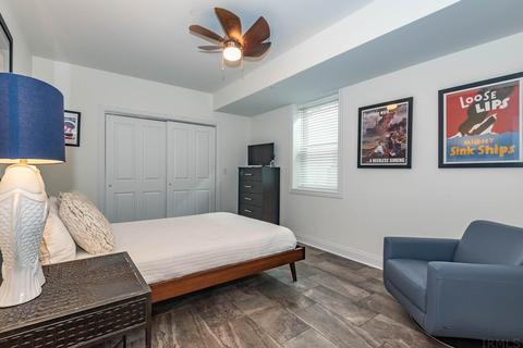 918 W 3rd St, Bloomington, IN 47404 photo 13