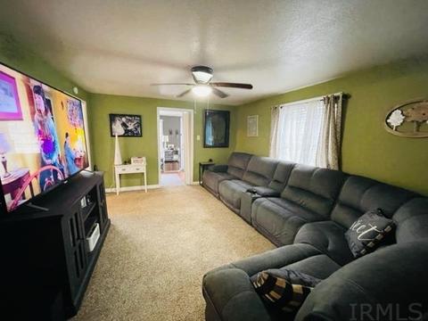 322 E Jefferson St, Fairmount, IN 46928 photo 2