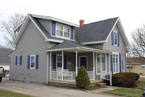 604 E 3rd St, Brookston, IN 47923 photo 1