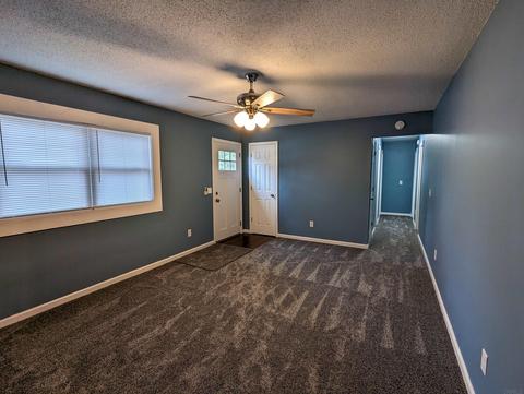 112 Maxton Dr, Butler, IN 46721 photo 4