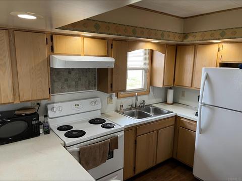 8127 E Mcclintic Rd, Syracuse, IN 46567 photo 7