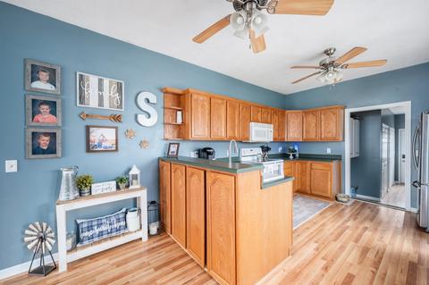 212 S Broad St, Mooreland, IN 47360 photo 10