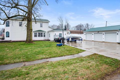 212 S Broad St, Mooreland, IN 47360 photo 24