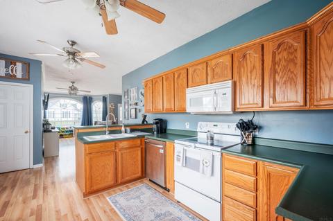 212 S Broad St, Mooreland, IN 47360 photo 11