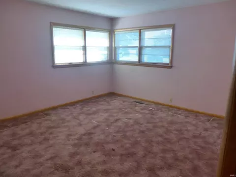 933 Hopf Ave, Jasper, IN 47546 photo 6