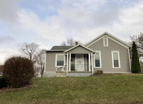 304 E Cherry St, Bluffton, IN 46714 photo 2