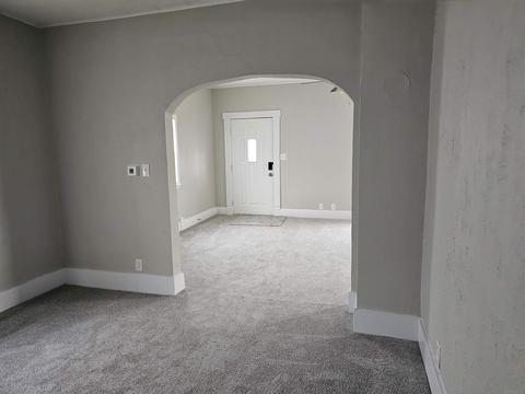 627 E Main St, Greentown, IN 46936 photo 8