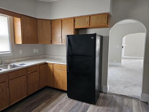 627 E Main St, Greentown, IN 46936 photo 11