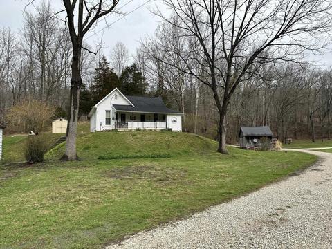 4285 E Stipp Rd, Bloomington, IN 47401 photo 2