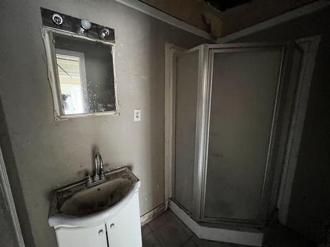 1949 E Calvert St, South Bend, IN 46613 photo 8