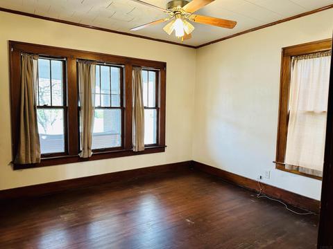 521 S 7th St, Mitchell, IN 47446 photo 9