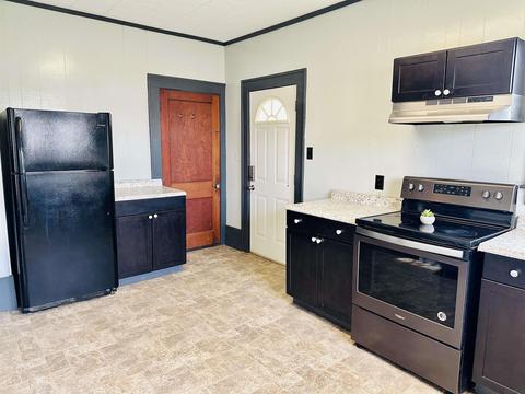 521 S 7th St, Mitchell, IN 47446 photo 8
