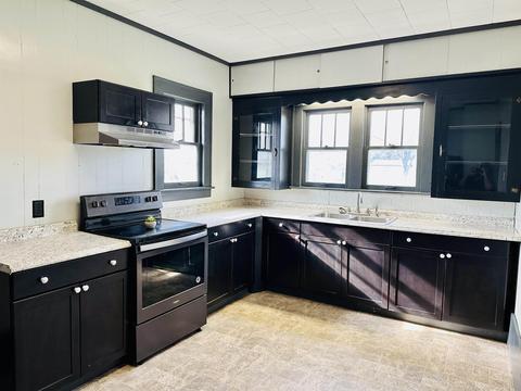 521 S 7th St, Mitchell, IN 47446 photo 7