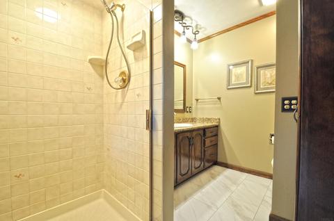 52388 Silverleaf Ct, Granger, IN 46530 photo 16
