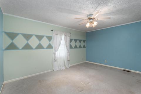 2118 Park Ave, Bedford, IN 47421 photo 9