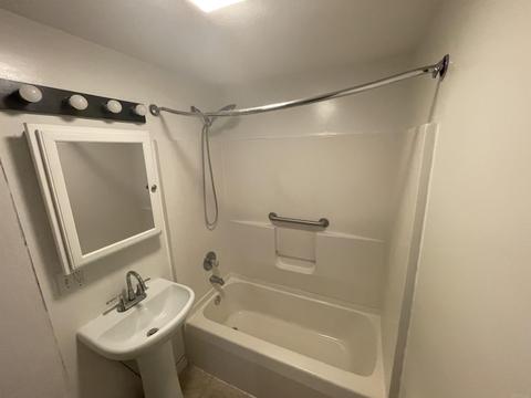 412 N High St, Lagrange, IN 46761 photo 14