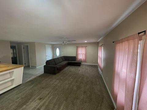 412 N High St, Lagrange, IN 46761 photo 4