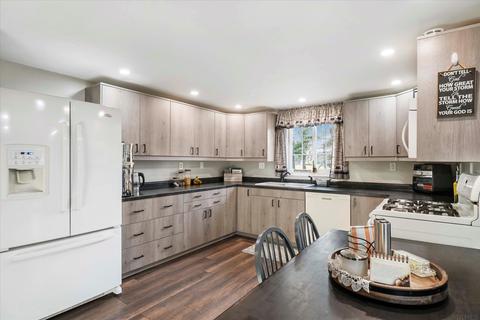 10313 Brummit Rd, Granger, IN 46530 photo 11